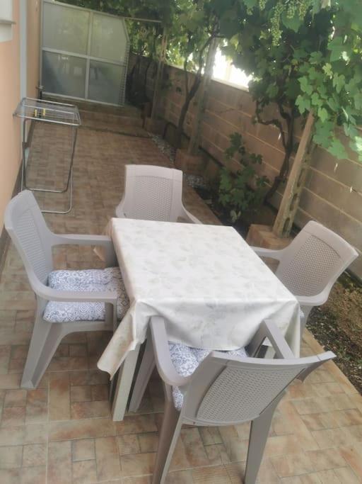 Apartmani Viktorija Fažana Exterior foto