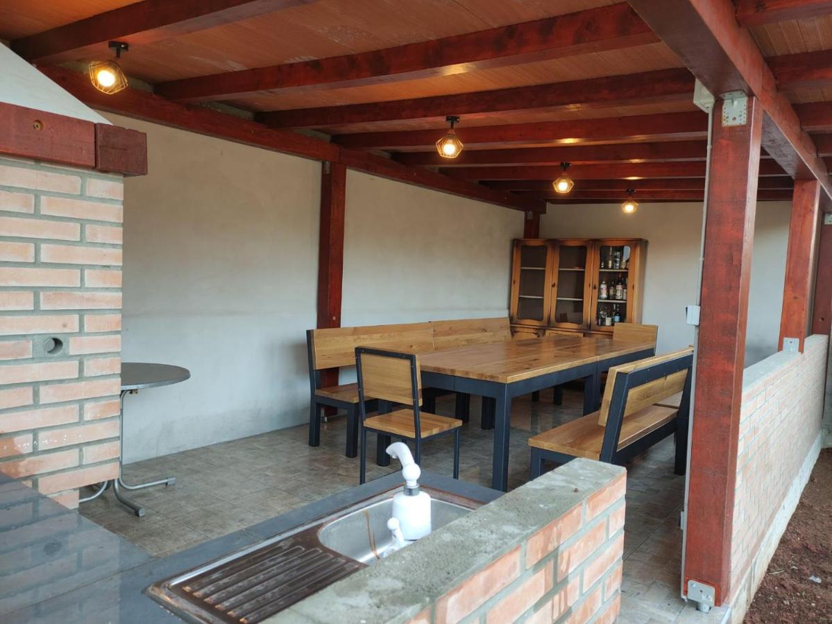 Apartmani Viktorija Fažana Exterior foto